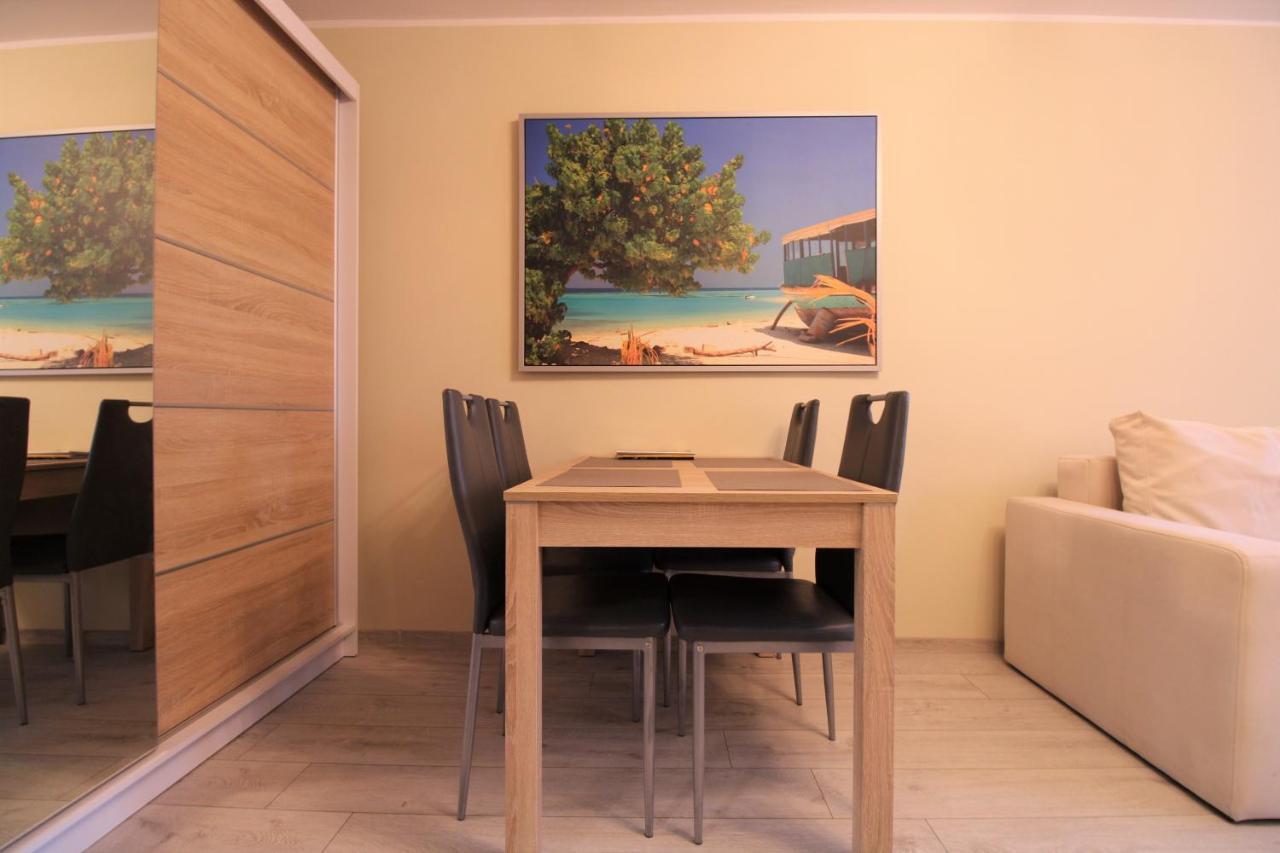 Appartamento Apartament Gdynia Kazart.Pl 3 Centrum Esterno foto